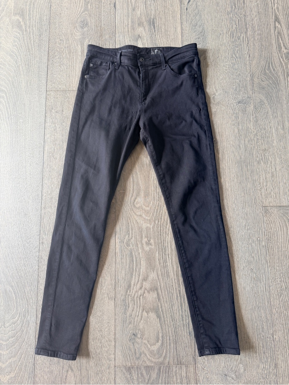 AG Jeans Adriano Goldschmied Farrah Skinny Ankle High Rise Jean in Black Wash